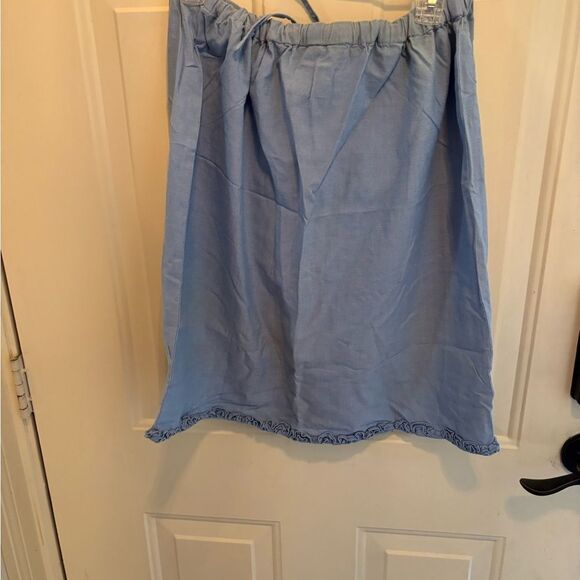 Denim&Co Blue Midi Chambray Skirt with Ruffle Hem size L - Picture 3 of 4